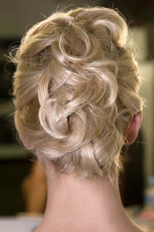 short hair up do back